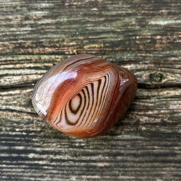 Large Sardonyx Tumble - Picture 6 of 9